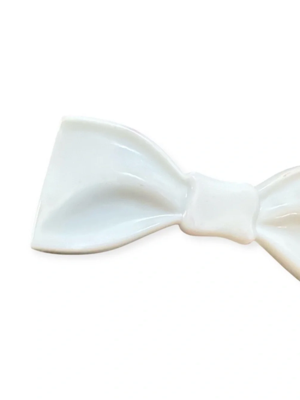 1960’s Mod French Bow Barrette‎ in White, Feminine Coquette, Made in France